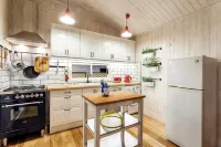 Miss Sunshine Boutique Accommodation Mount MarthaPool, Pet & Kid Friendly - Homestays