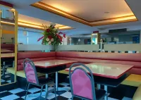 Park Bed and Breakfast Hotel Pasay - sarapan