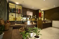Rohika Hotel Aau-Igh - 4 星級