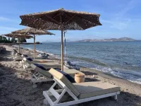 Taf Villas - Beach Resort & Tesla - Villas