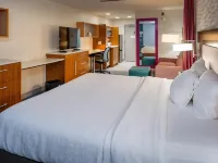 Home2 Suites by Hilton - St. Louis/Forest Park Hotel berhampiran Teater The Muny