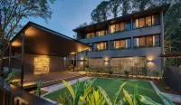 Imperial Boutique Accommodation - parking