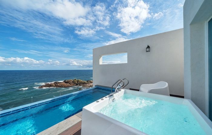 Bell Mar Pool Villa