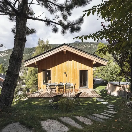 Veliski-Lodge, a chalet for rent in Haute-Maurienne