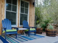 Simple Living at Luxurious, Modern Farmhouse on Bainbridge Island. Dogs ok. - Wi-Fi