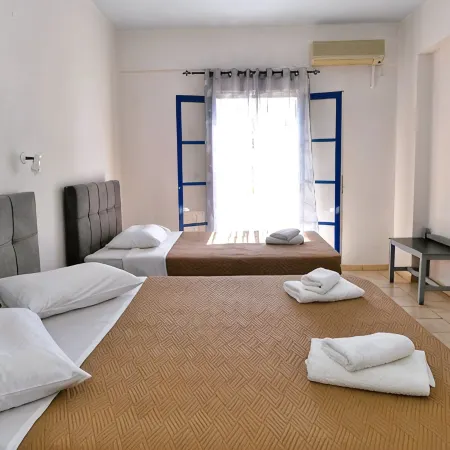 Vanas Apartments