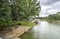 Starlight Point — Panoramic Waterfront Retreat in Star Harbor, Cedar Creek Lake - 4つ星