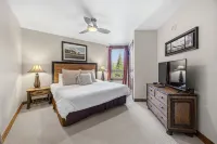 Penthouse at Blue Sky Resort — Gondola & Spa - Jacuzzi