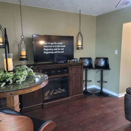 Mountain View Lodging 2 Blocks Historic DT Cody3 Bedrooms 4 Beds + a Bonus Den