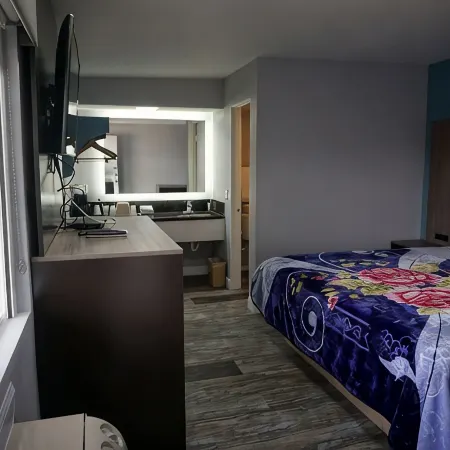 Thunderbird Motel