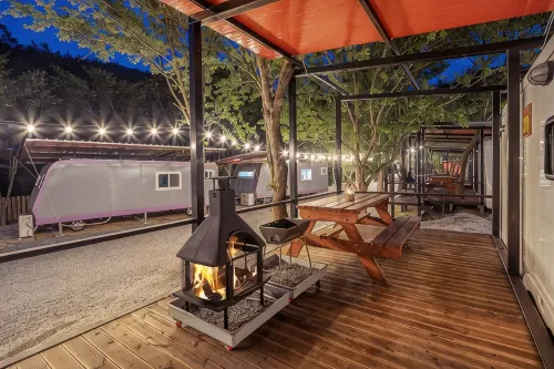 Gapyeong Chaeum Karavan Glamping Campground - 3-Star