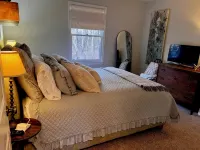 "Rabbits Run" Mountain Creek  Retreat  In Mentone- Sleeps 9- Hot Tub - 4-Star