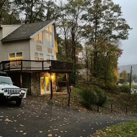 Bearly Believable By The Lake & WISP hot-tub/pets