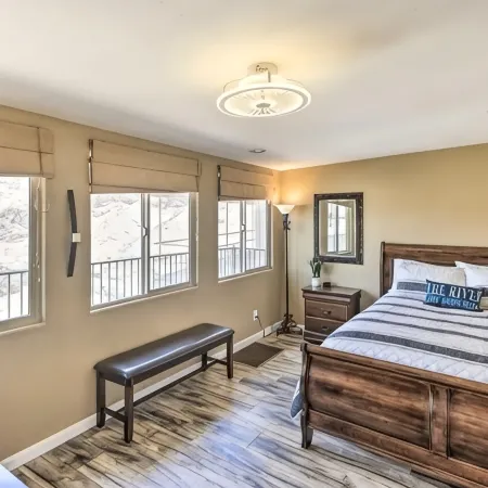 New!!! Amazing river and mountain deck view home!!!!