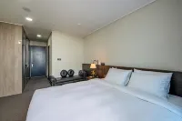 Incheon Rivera Airport Hotel - 4 Sao
