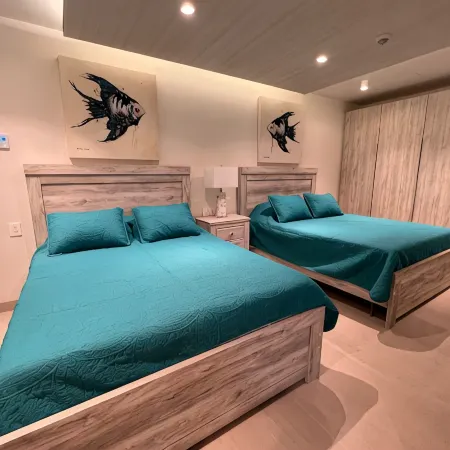 Las Palomas BRAND NEW, Ground Floor, Phase 3 Condo!