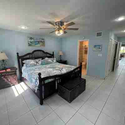 Island time on Sapphire Beach- Paradise! Rooms