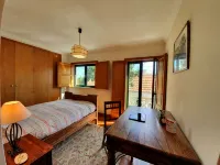 Cozy house in quiet village with generous outdoor space near Pombal