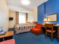 Hotel Olivia Hotels near Oliwa