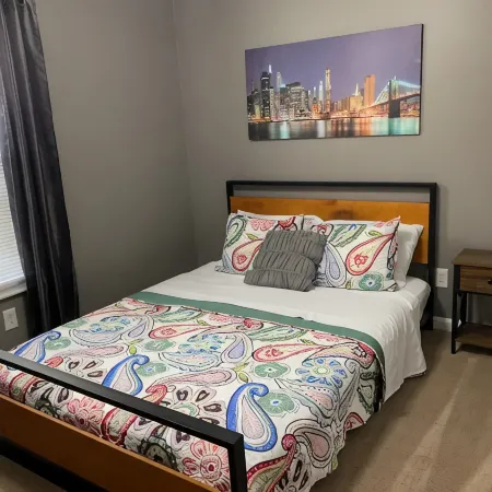 3 Bedroom Home | 15 minutes to Downtown