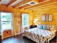 ❤Clean Cabin WiFi in-town Easy access PAVED Black Mountain 15min to Asheville - Alppimaja