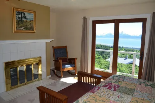 Miracle Ridge - Beautiful, Private Home Overlooking Kachemak Bay & Cook Inlet - شرفة