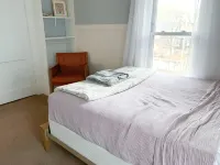Cozy Craftsman ‘05 near downtown | Pet Friendly!