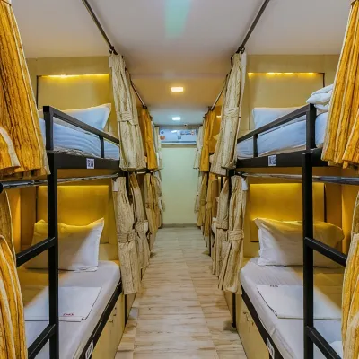 Seven Hills Dormitory - Hostel Các khách sạn gần Đại học NITIE