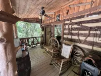 Very Private Rustic Log Cabin - Nashville Tennessee - บ้านพักหลังเล็ก