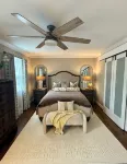 Beautifully remodeled 3BR Home in Raleigh's North Hills Dining &Shopping area - อ่างจากุชชี่