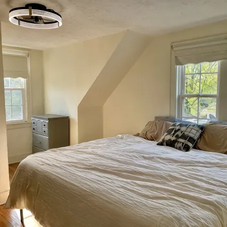 Stylish 2BR Charmer Close to Everything ノーマルのホテル