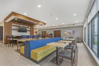 Best Western Plus Marquette Hotel  Suites - Breakfast