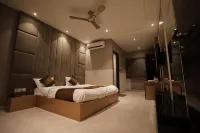 Hotel Maya Crystal - balcony