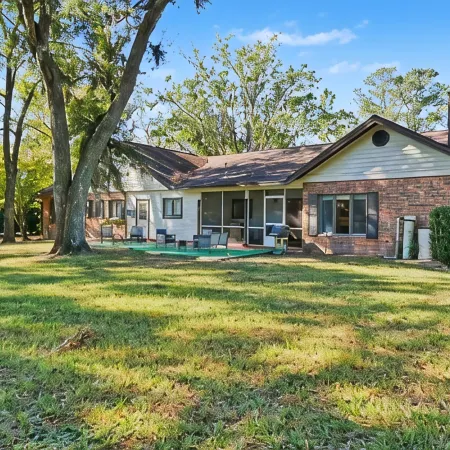 Spacious & Lovely 4-BR Home Minutes to WEC, HITS