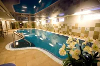 Hotel Rocca Al Mare - ที่มีสระว่ายน้ำ