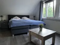 Luxury vacation home with bar billiards and sauna in wooded area - 4-stjärniga