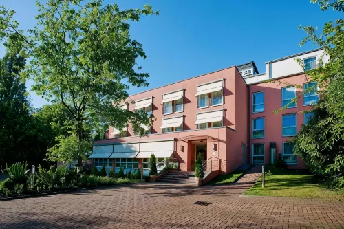Hotel Barbarossa - parkir
