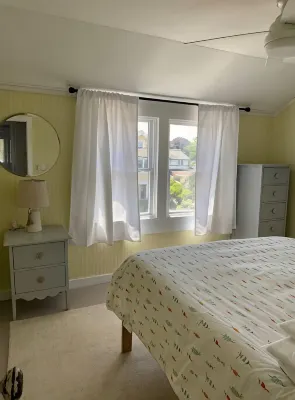Ocean View cottage in Indian Neck. Super Host with 5-Star Rating - Wifi