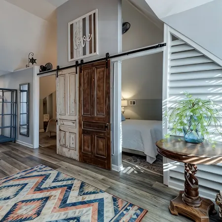 House in the Heart of Music Row: Gulch, Midtown, Vandy, Belmont, & Broadway.