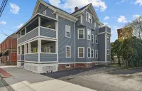 Renovated Water Haus ⎥ +8 beds ⎥ Historic Waterfront - 3-Star