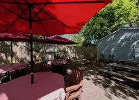 Walk to Beach 1 • Sleeps 9 • Free Parking & WiFi - 2つ星