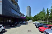 イーストホテル - 駐車場