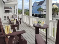 Surfside Clubhouse: Steps to Beach & Heated Pool and Arcade Games! - con encanto