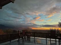 Luxurious Cabin in Alaska w/ Hot Tub & Cedar Sauna - Chalets