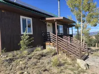 Secluded Cabin with Breathtaking Views on 3 Acres - Alphydda