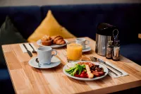Boutique Hotel11 Rooftop Spa - breakfast