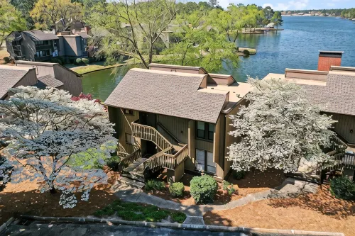 Lakefront Pinehurst Condo 2BD/2BA - Pools