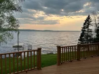 Lake home with UTV/Snow trails located at mailbox. - Chalets