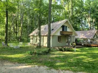 HARBOR SPRINGS 3 BEDROOM / 2 BATH COUNTRY CHALET - 무료 와이파이