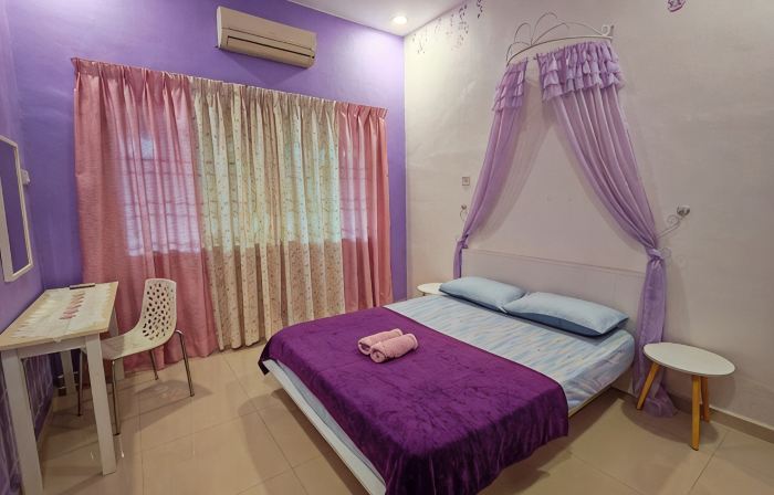 Air-home 135 Kpg Boyan, 3 bedroom, 6 pax, Netflix, Parking